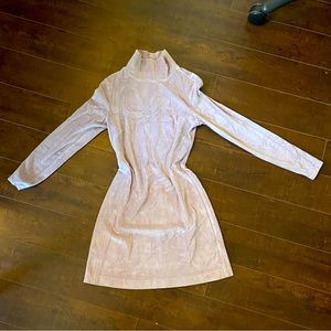 Everlane velvet body on dress